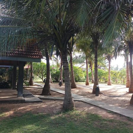 Villa Nilaveli Cabana Exterior foto