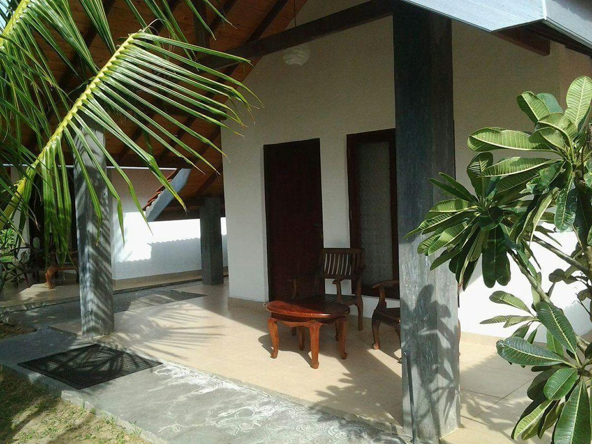 Villa Nilaveli Cabana Exterior foto