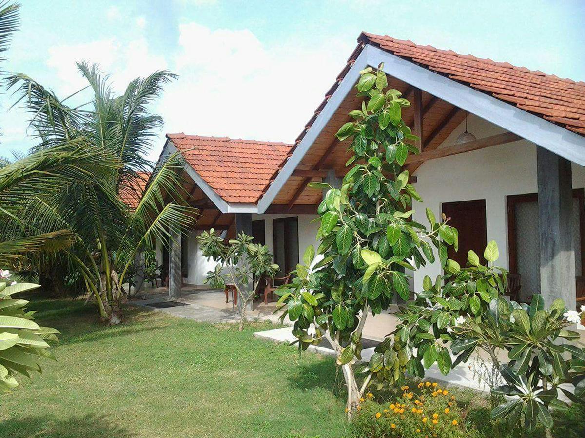 Villa Nilaveli Cabana Exterior foto