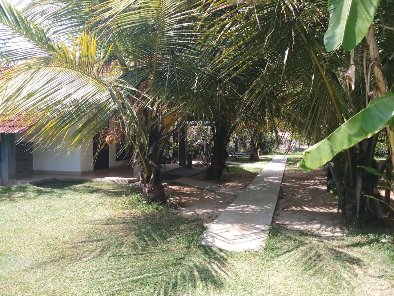 Villa Nilaveli Cabana Exterior foto