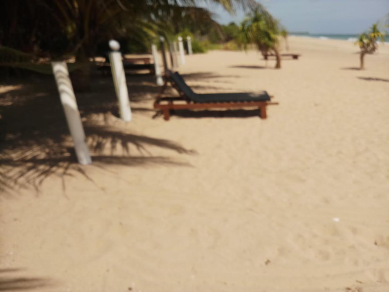 Villa Nilaveli Cabana Exterior foto