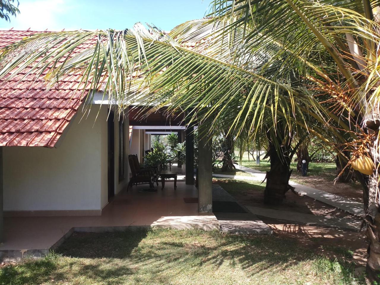 Villa Nilaveli Cabana Exterior foto