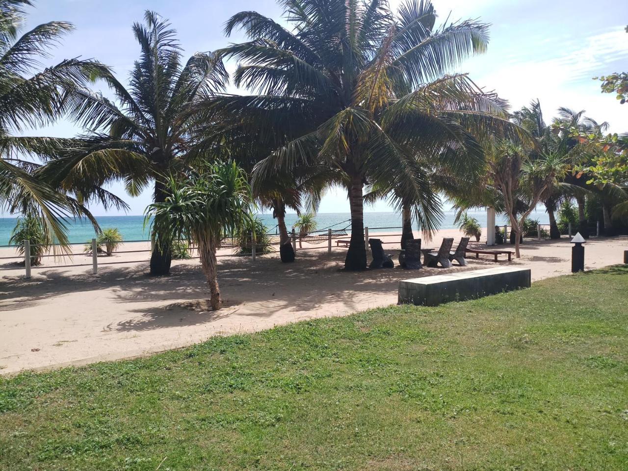Villa Nilaveli Cabana Exterior foto